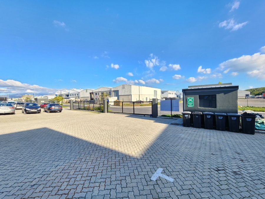 To Let commercial Property for Rent in Firgrove Western Cape